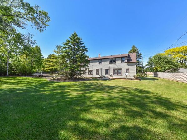 N96W20275 County Line ROAD, Menomonee Falls, WI 53051