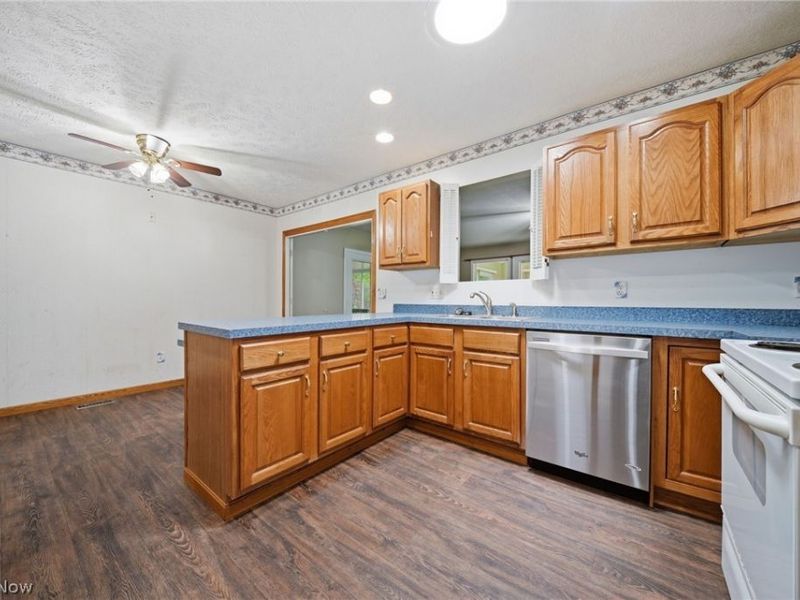 5390 Savannah Drive, Ashtabula, OH 44004 Photo 10
