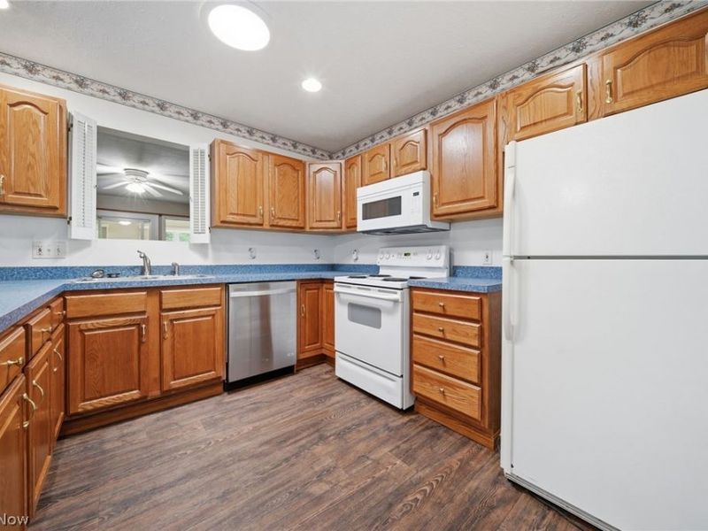5390 Savannah Drive, Ashtabula, OH 44004 Photo 9