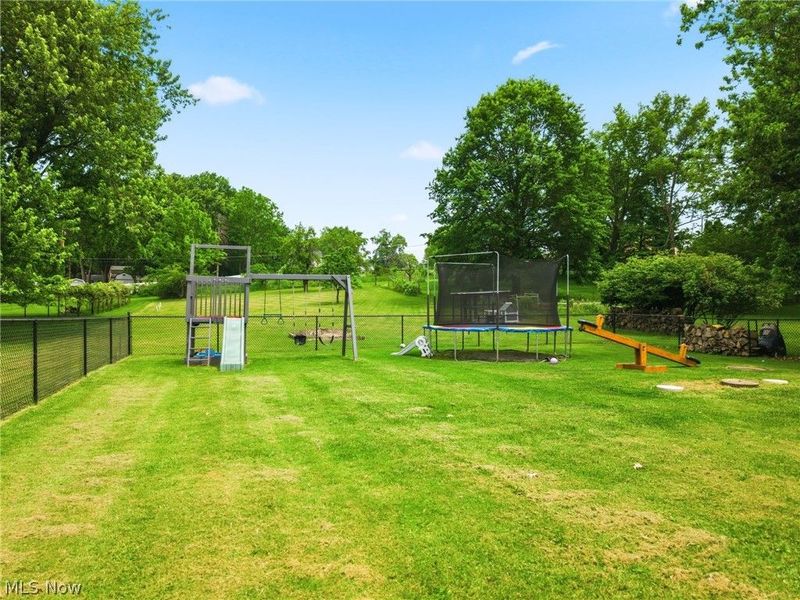 2221 Schneider Street NW, North Canton, OH 44720 Photo 7
