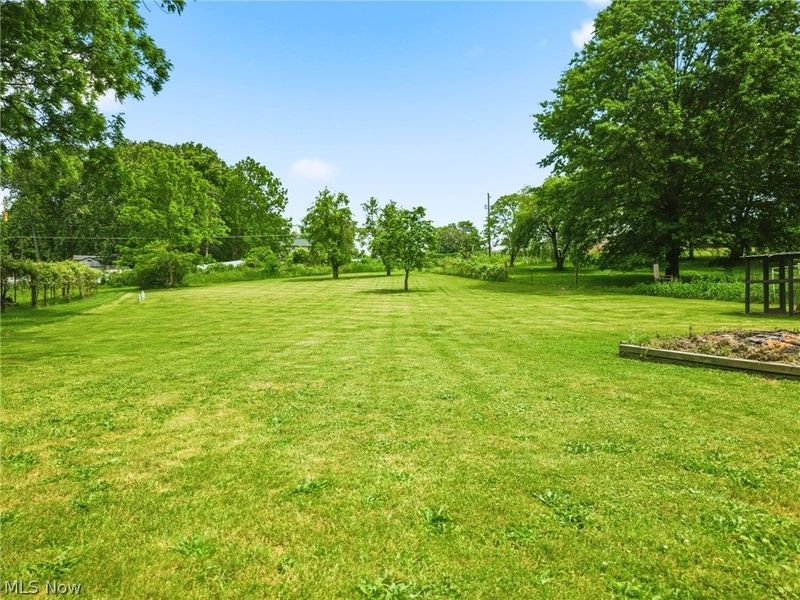 2221 NW Schneider Street NW, North Canton, OH 44720 Photo 8
