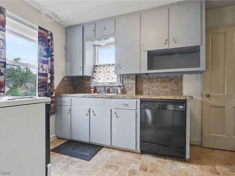 1431 21st Street NW, Canton, OH 44709 Photo 10