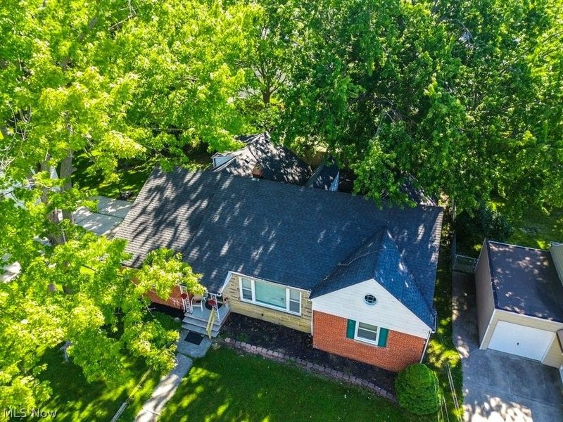 241 E 242nd Street , Euclid, OH 44123 Photo 35