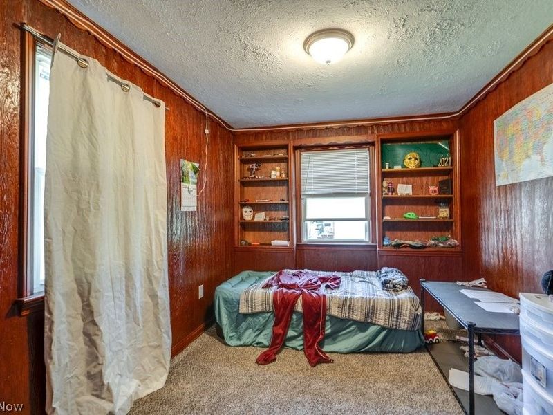 241 E 242nd Street , Euclid, OH 44123 Photo 9