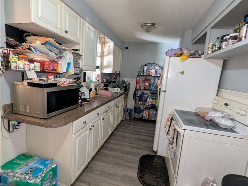 2567 E 38th Street , Lorain, OH 44055 Photo 6