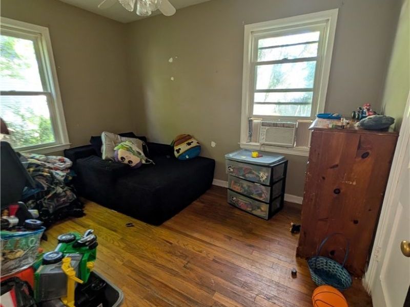 2567 E 38th Street , Lorain, OH 44055 Photo 9