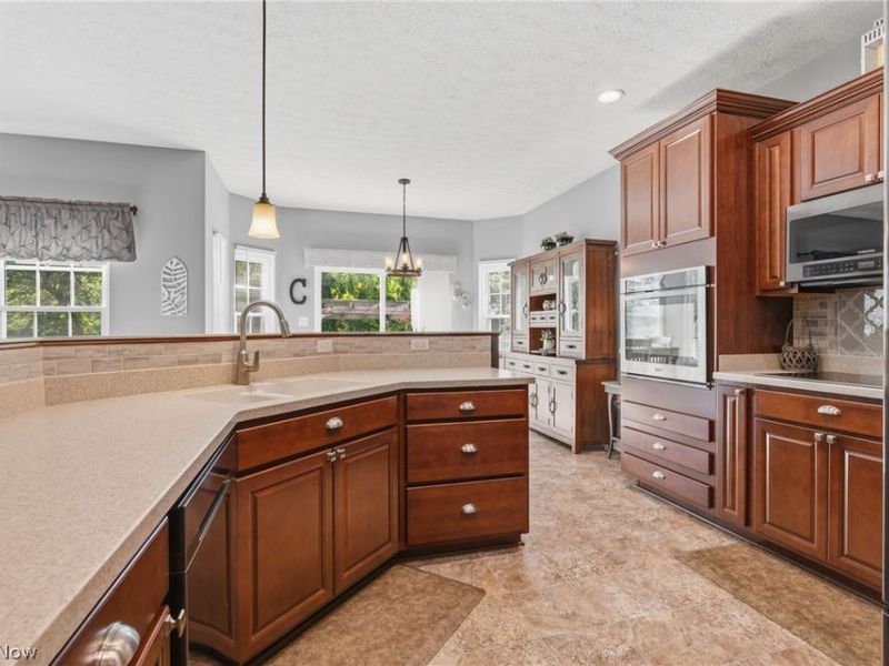 35895 Deersville Road, Cadiz, OH 43907 Photo 11