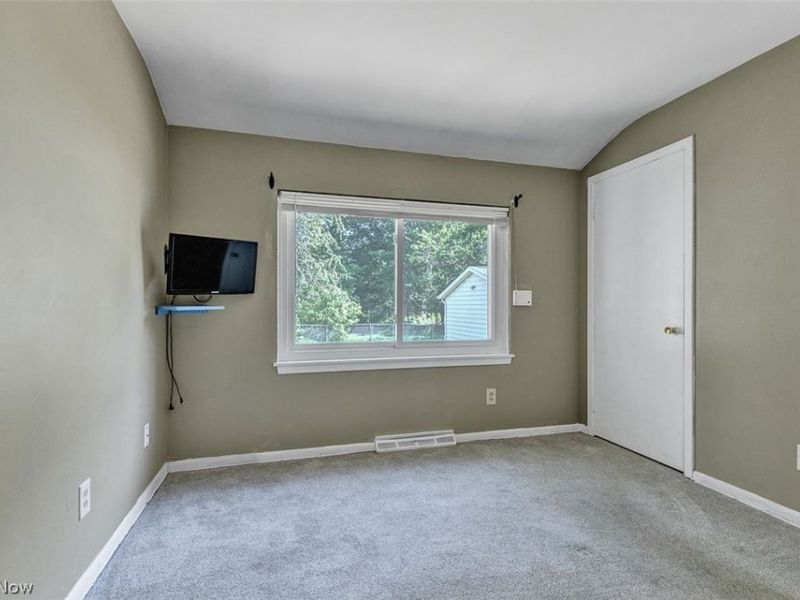 23954 Maple Ridge Road, North Olmsted, OH 44070 Photo 16