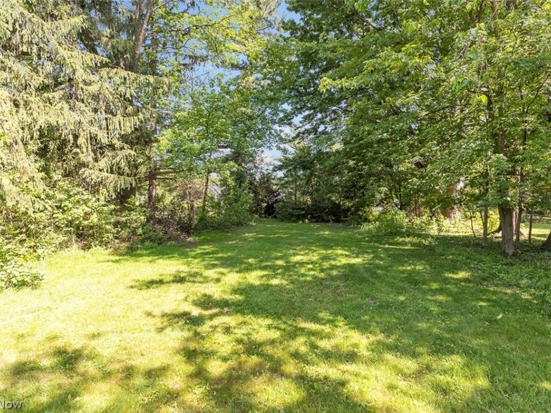23954 Maple Ridge Road, North Olmsted, OH 44070 Photo 28