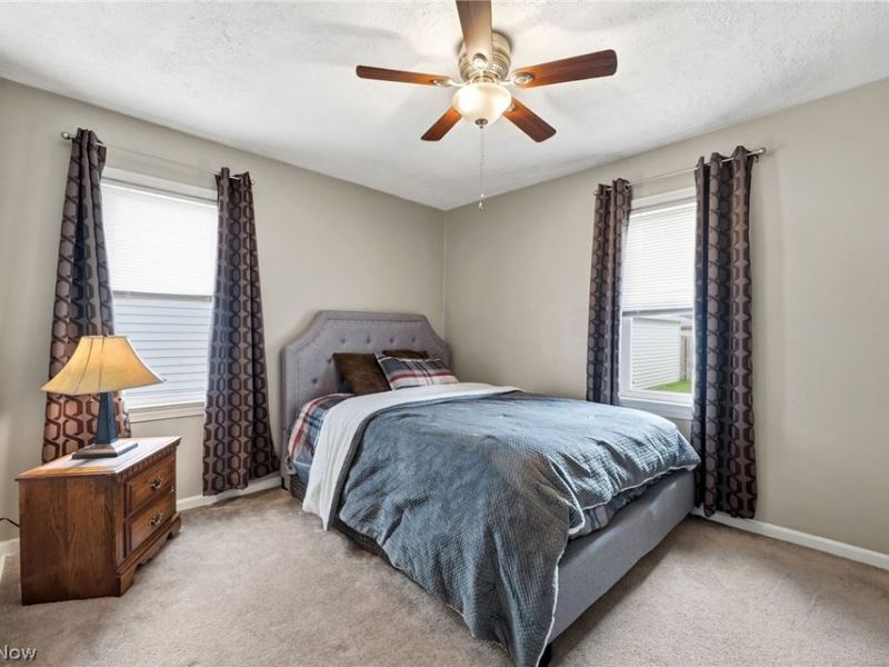 8327 Renwood Drive , Parma, OH 44129 Photo 13