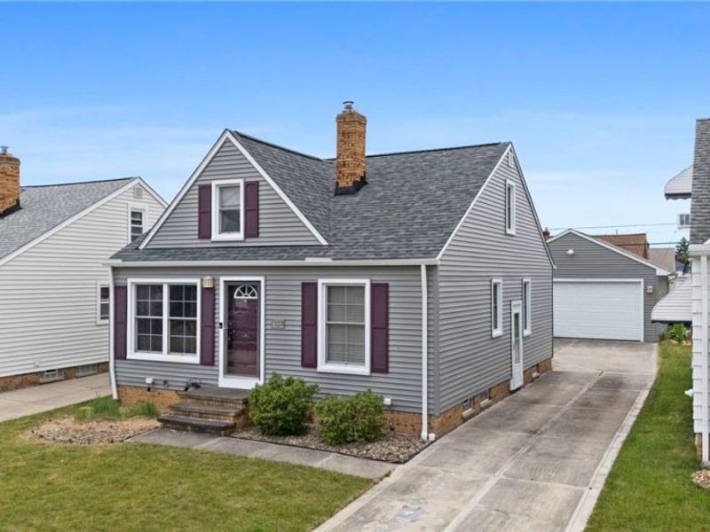 8327 Renwood Drive , Parma, OH 44129 Photo 27