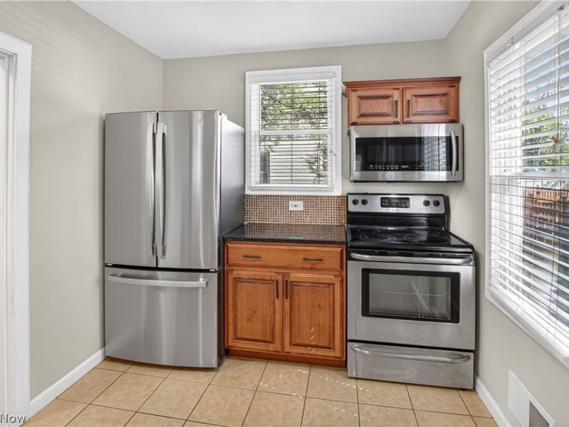 2649 Lakeview Avenue , Rocky River, OH 44116 Photo 15