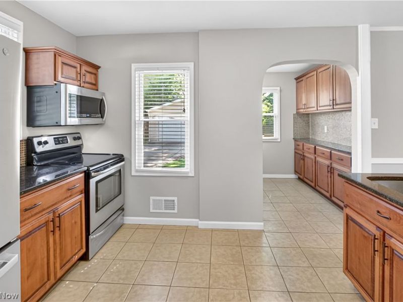 2649 Lakeview Avenue , Rocky River, OH 44116 Photo 16