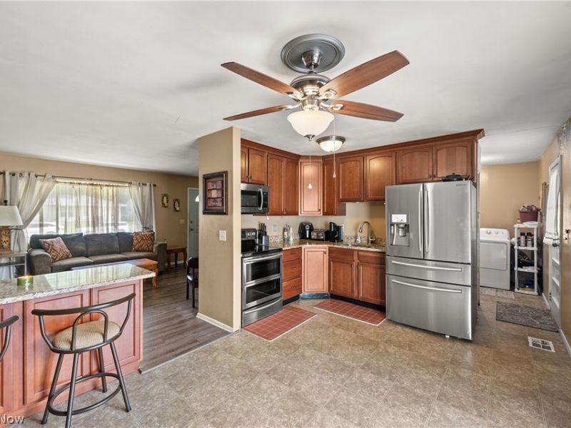 2154 Eastlawn Street, Lorain, OH 44052 Photo 15