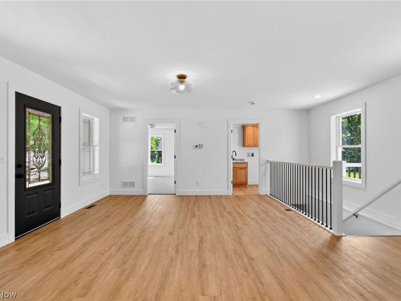 30 Market St Street, Marshallville, OH 44645 Photo 6