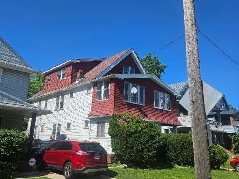 13705 Kelso Avenue , Cleveland, OH 44110 Photo 2