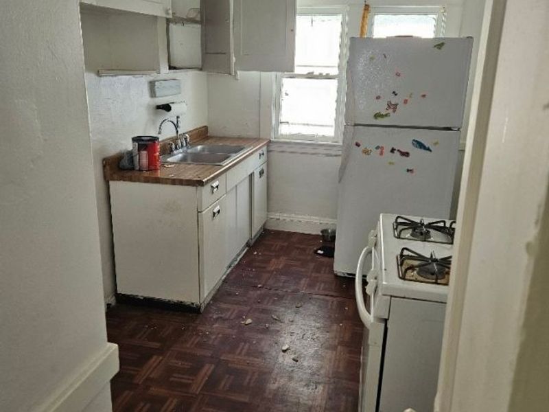 13705 Kelso Avenue , Cleveland, OH 44110 Photo 5