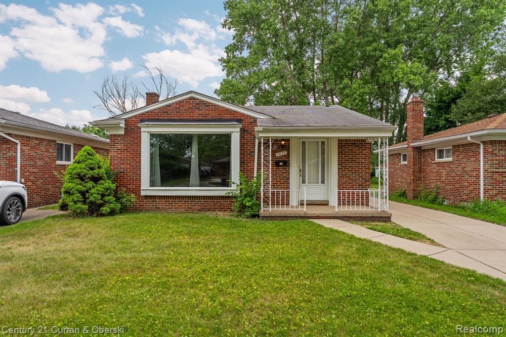 9077 Riverview Avenue, Redford Township, MI 48239 Main Photo