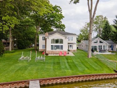 3831 Woodland Drive, Highland Twp, MI 48356