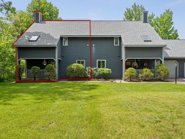 140 Creekside Drive, unit 5, Shelburne, VT 05482