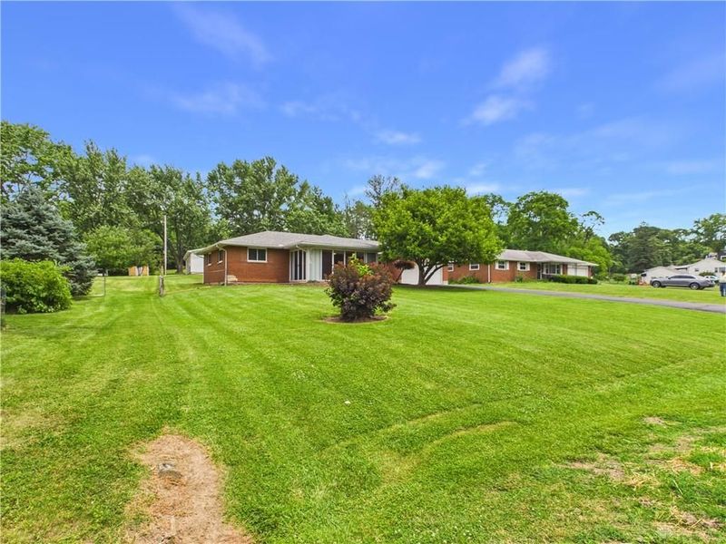 2974 Valley View Drive, Fairborn, OH 45432 Photo 3
