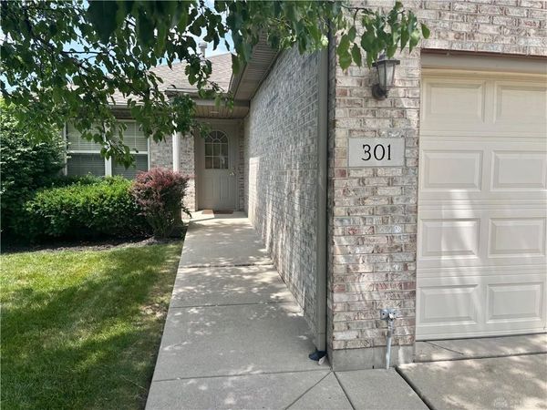 301 Kristina Lynn Place, Englewood, OH 45322