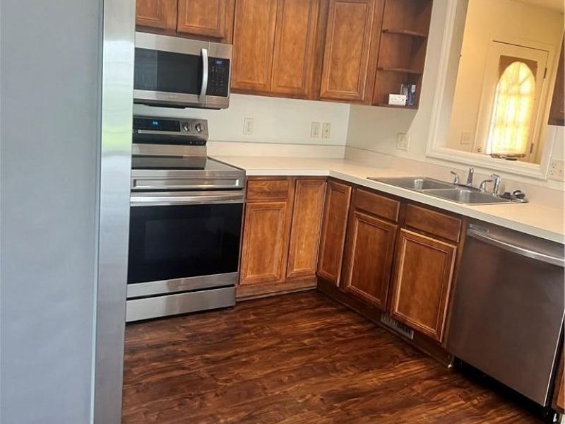 301 Kristina Lynn Place, Englewood, OH 45322 Photo 8