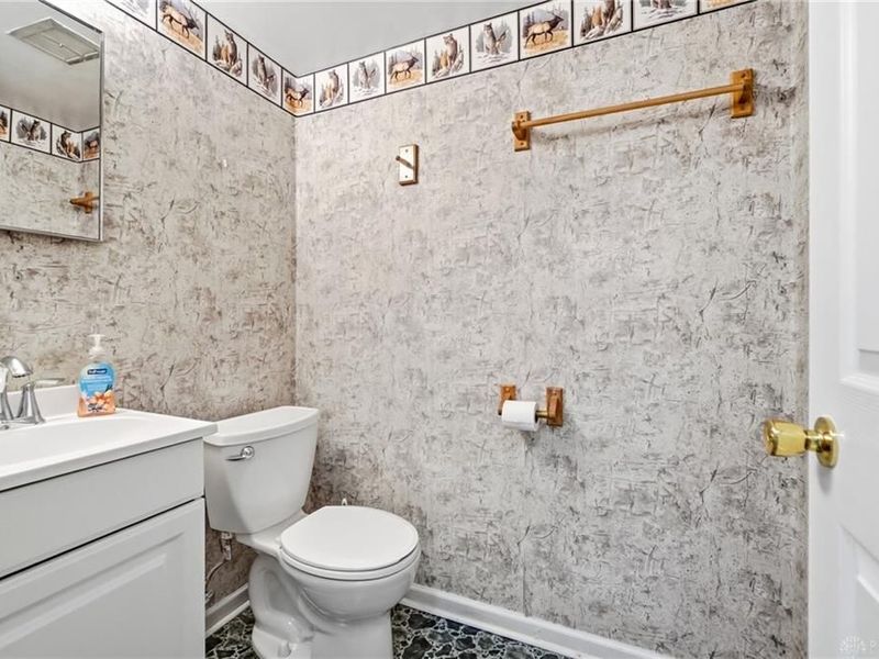838 W Kemper Road, Forest Park, OH 45240 Photo 33