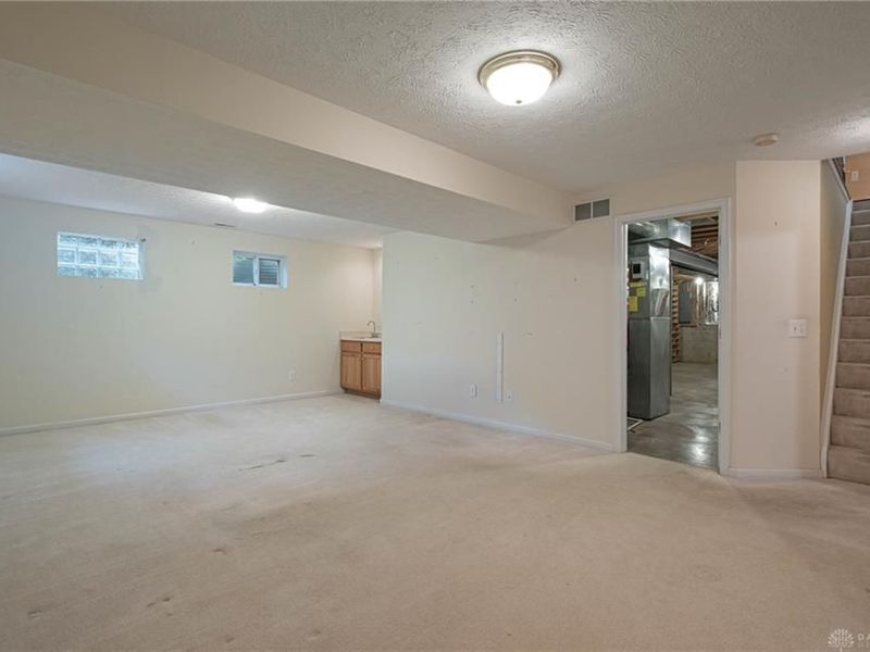 2502 Hillsdale Drive, Beavercreek Township, OH 45431 Photo 17