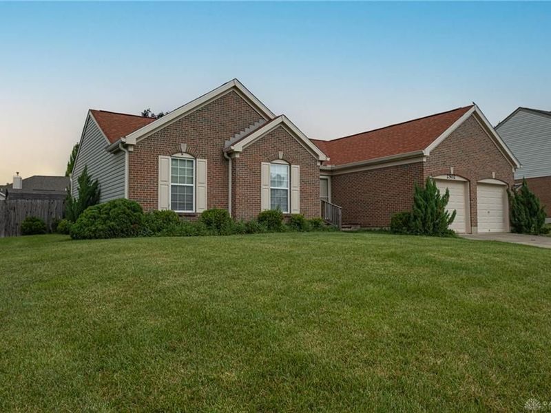 2502 Hillsdale Drive, Beavercreek Township, OH 45431 Photo 2