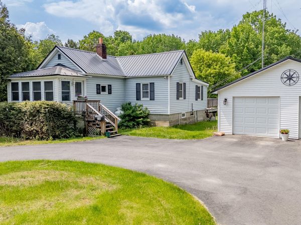 118 Summer Street , Dover-Foxcroft, ME 04426