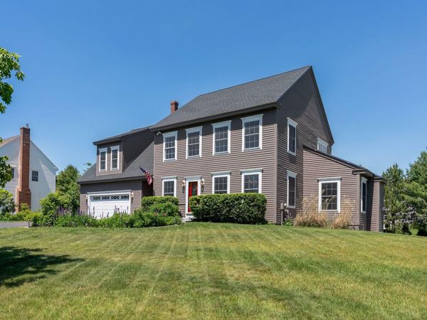 19 Fowler Farm Road, Scarborough, ME 04074