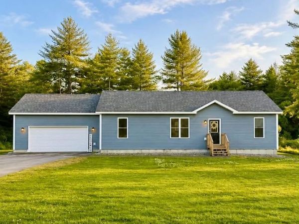 28 Coe Street , Auburn, ME 04210
