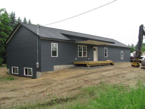 19 Thurlow Drive , Oxford, ME 04270