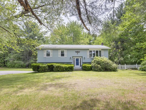 95 Raymond Hill Road , Raymond, ME 04071