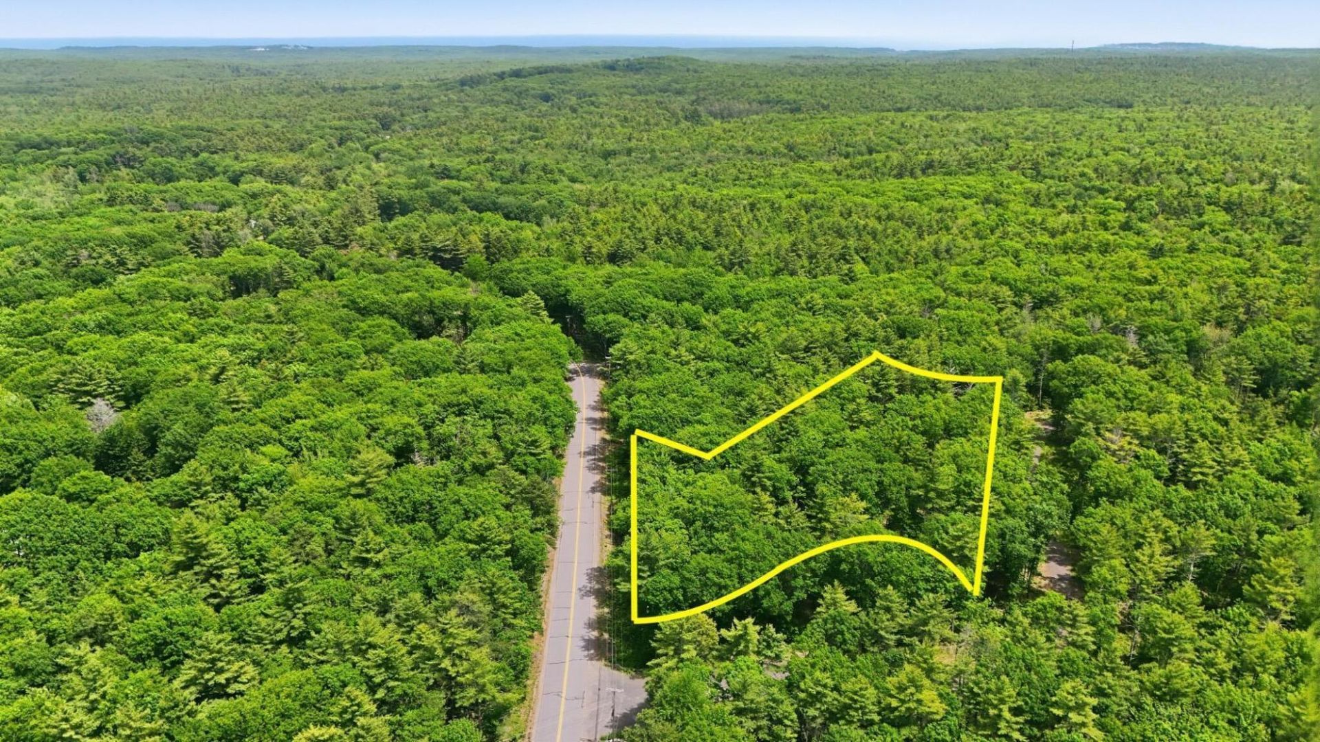 356 Mountain Road, York, ME 03902 Main Photo