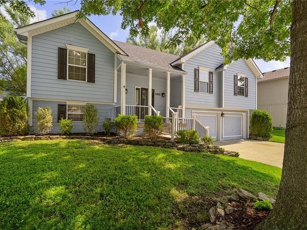 1005 SE 11th Street, Lee's Summit, MO 64081