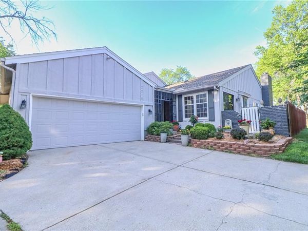 2218 Condolea Terrace, Leawood, KS 66209