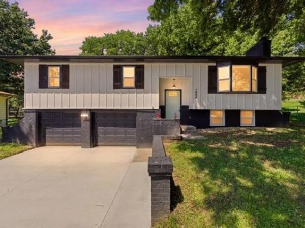 3000 N 72nd Terrace, Kansas City, KS 66109