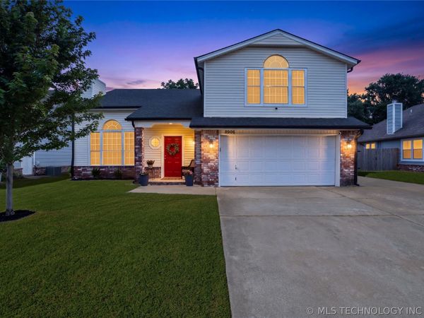 8906 N 124th East Avenue, Owasso, OK 74055
