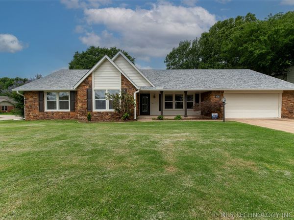 10714 S 86th East Circle , Tulsa, OK 74133