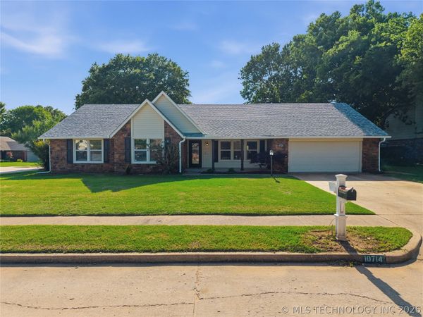 10714 S 86th East Circle , Tulsa, OK 74133