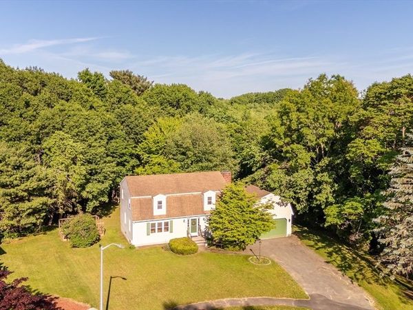 83 Tanglewood Dr, Stoughton, MA 02072