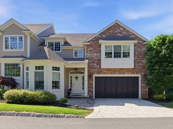 527 Salem St, Unit 3, Lynnfield, MA 01940