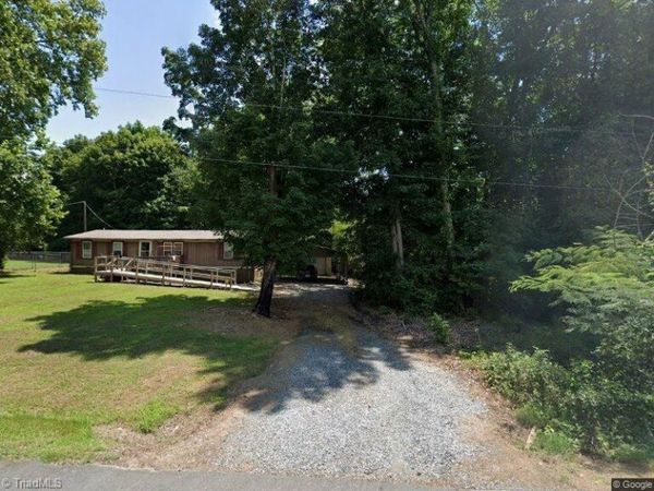 4722 Calhoun Drive, Liberty, NC 27298