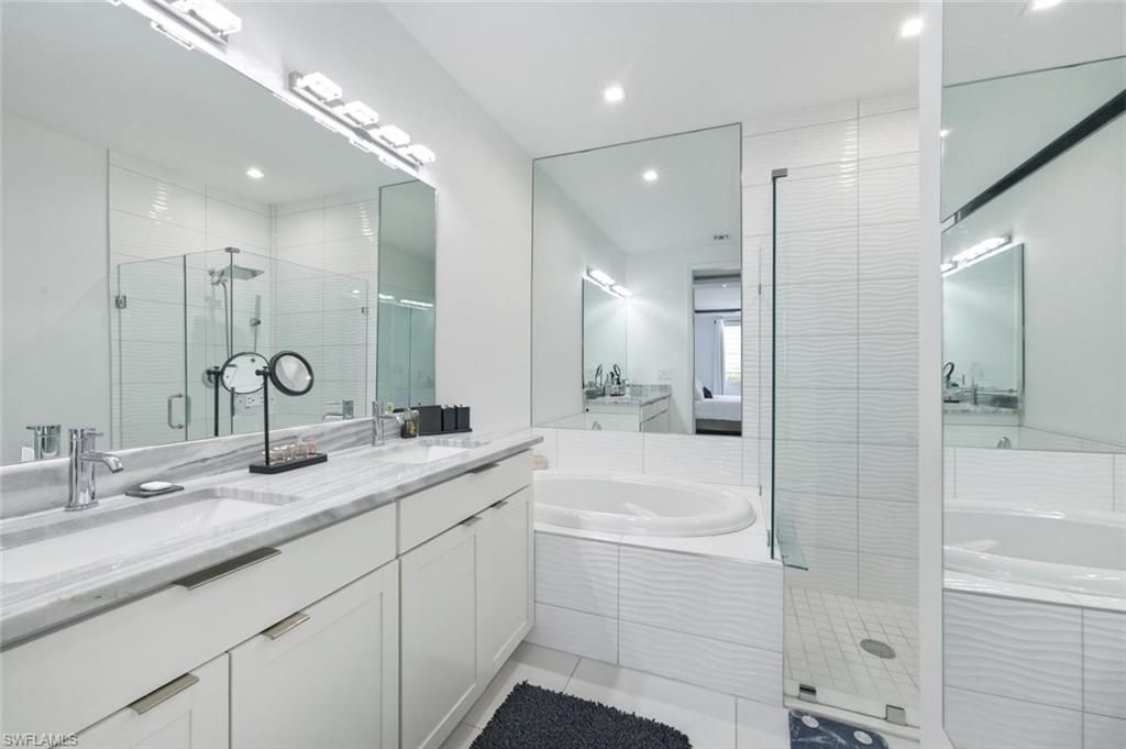 7345 Rockefeller Dr, Naples, FL 34119 Photo