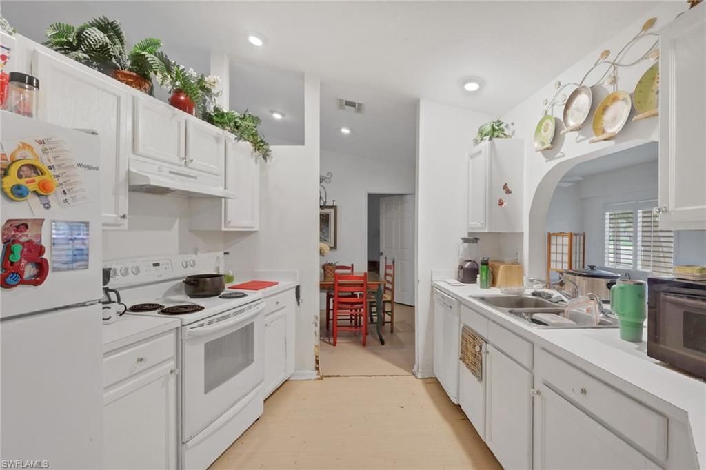 12393 Londonderry Ln , Bonita Springs, FL 34135 Photo