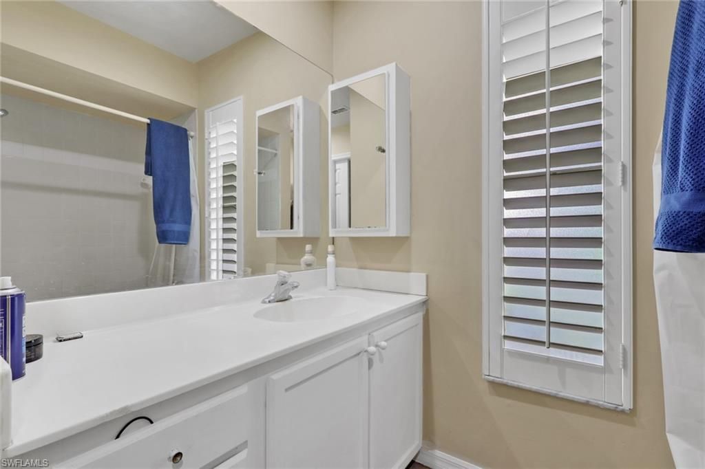 12393 Londonderry Ln , Bonita Springs, FL 34135 Photo