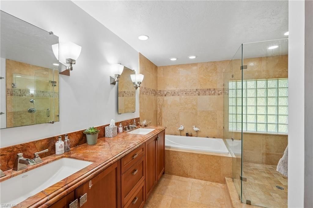 4980 Tamarind Ridge Dr, Naples, FL 34119 Photo