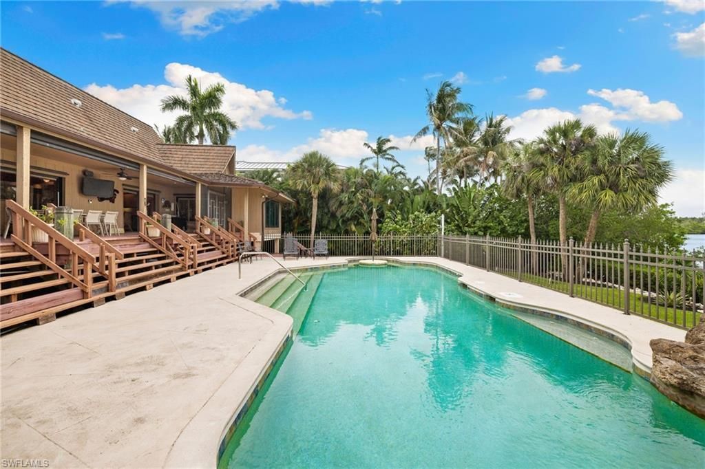 3695 Gordon Dr , Naples, FL 34102 Photo